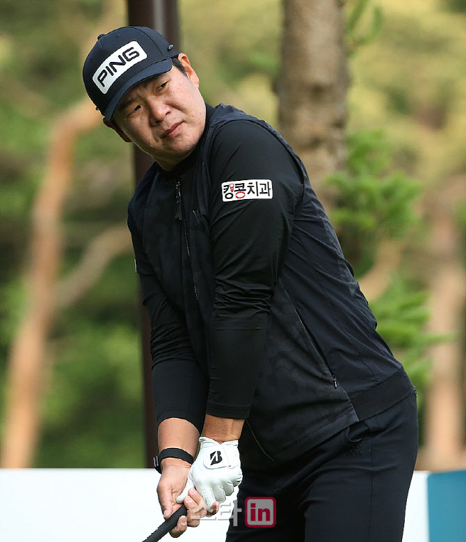  주흥철 '페어웨이 정중앙을 목표로'                                                                                                                                                      