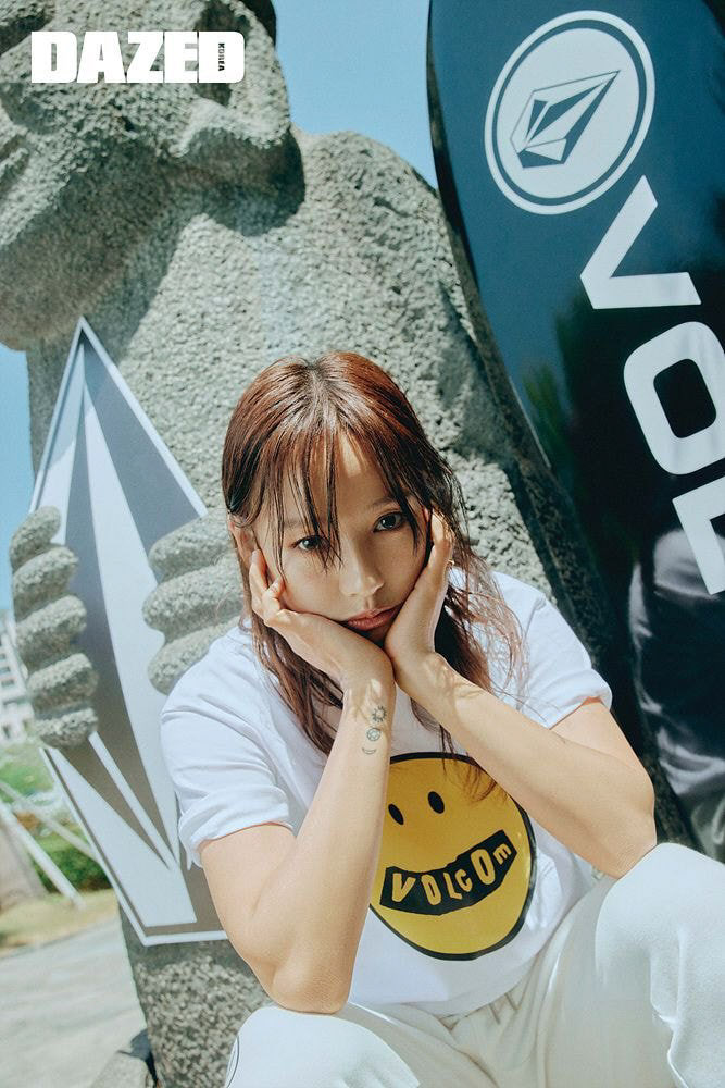 이효리, 여름 화보 '동안 미모'                                                                                                                                                                 