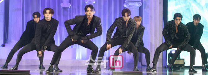 'TURN OVER' 로 돌아온 SF9                                                                                                                                                               