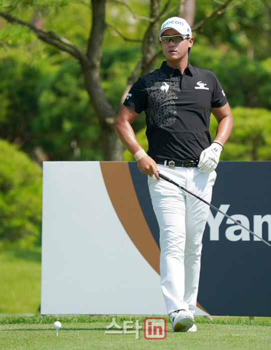 박정환 '공략 지점 보며 준비'                                                                                                                                                            