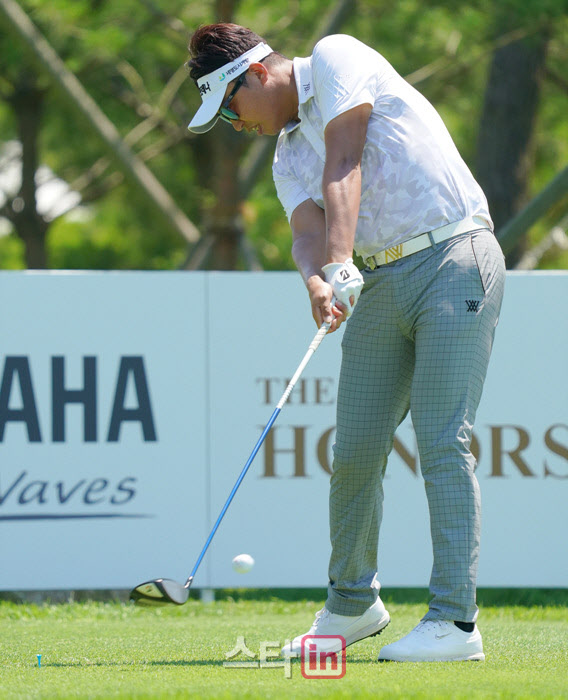 박일환 '정교하고 힘찬 임팩트'                                                                                                                                                           