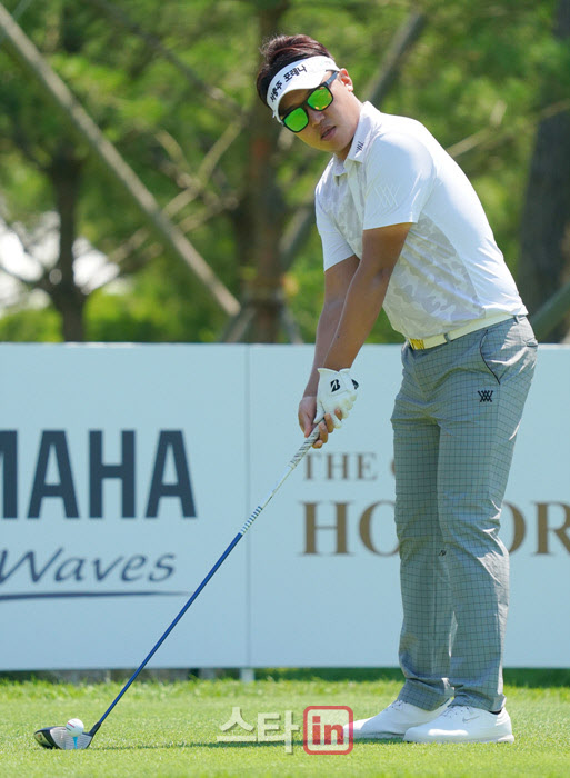 박일환 '타깃 확인 후 티샷'                                                                                                                                                              