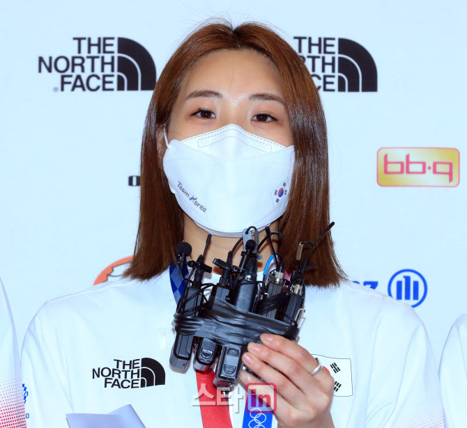 발언하는 펜싱 사브르 최수연                                                                                                                                                                       