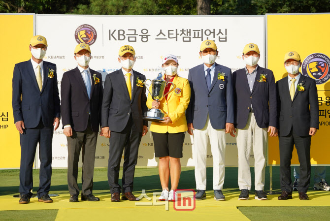 장하나 '우승 감사합니다'                                                                                                                                                                