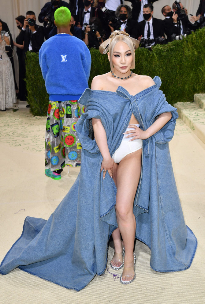  씨엘, '멧 갈라' 행사 참석 '강렬'                                                                                                                                             