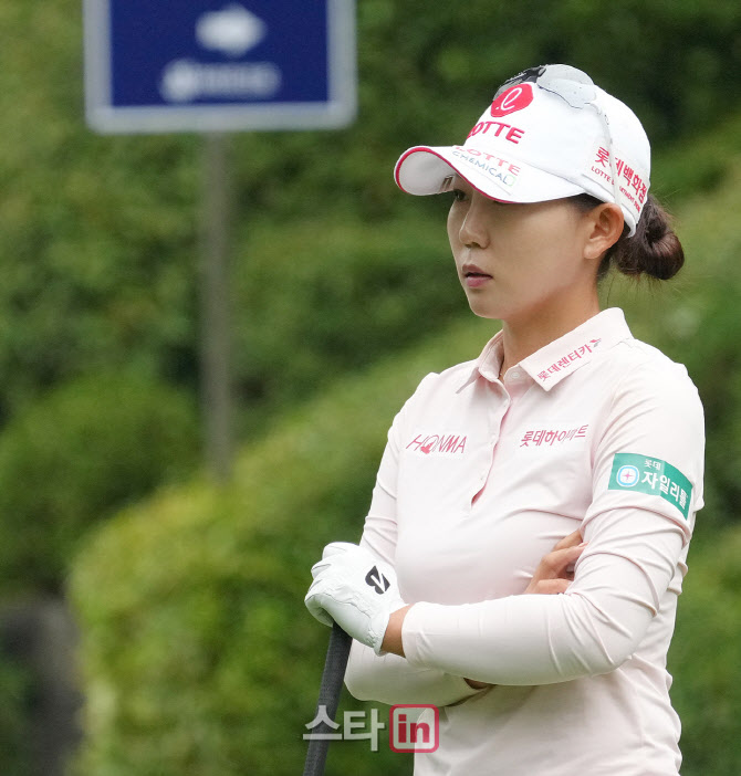 똑똑이 김현수 '차분히 기다리는 시간'                                                                                                                                                    