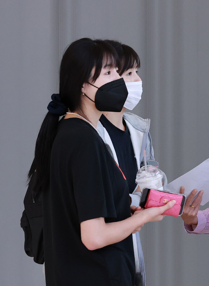  이재영-이다영 자매, 그리스 비자 인터뷰                                                                                                                                                           