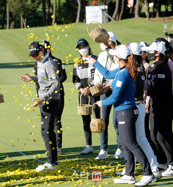 이정민 '후배들에게 최고의 인기'                                                                                                                                                         