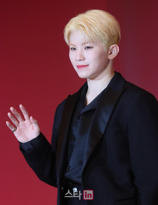 세븐틴 우지, '더 깊어진 매력'                                                                                                                                                           