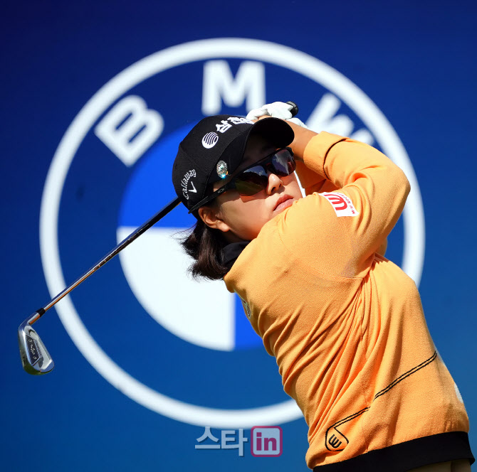  김해림 '홀인원이 필요한 시간'                                                                                                                                                          