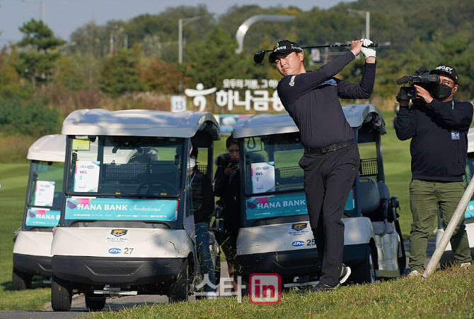  위기 벗어나는 이태훈                                                                                                                                                                             