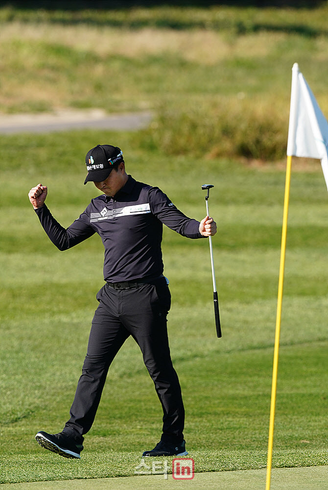  이태훈 '16번홀 버디 세리머니'                                                                                                                                                          