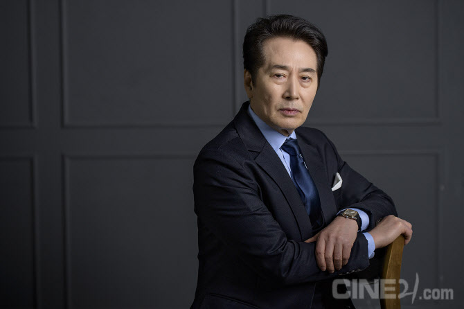  ‘타짜’ 백윤식, 전설의 도박꾼                                                                                                                                                                   