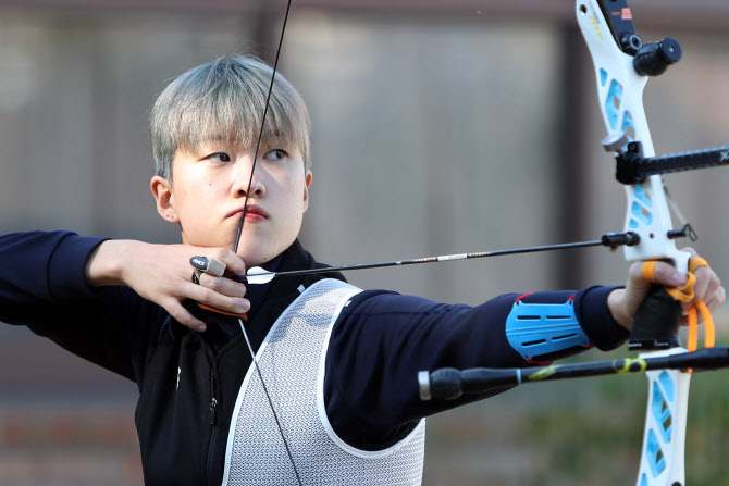  광주에서 새로운 도전 준비하는 안산                                                                                                                                                               