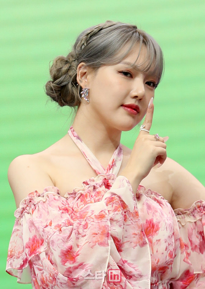가수 예린, 'ARIA'                                                                                                                                                                       