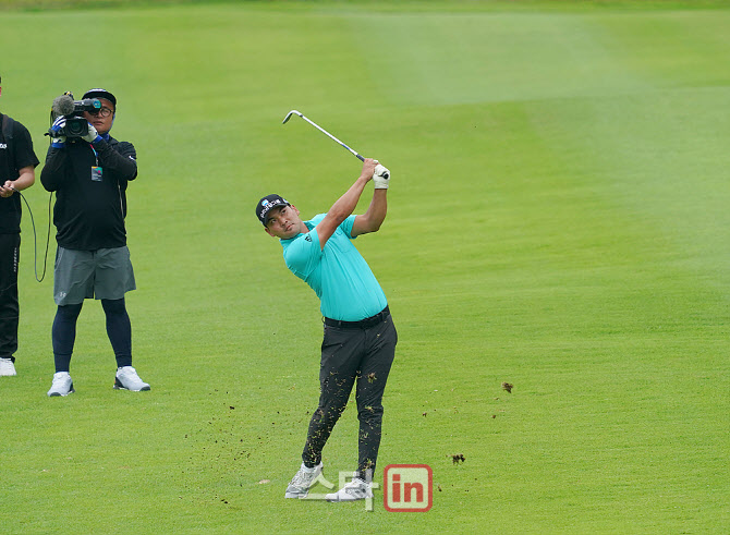  이준석 '마지막 아이언샷을 날리다'                                                                                                                                                      