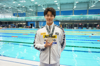 '황선우 스타 탄생' 희망의 빛 발견한 한국 수영