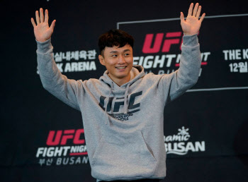 최두호, 한국인 최초 UFC 명예의 전당 헌액..."더 멋진 경기 펼치겠다"