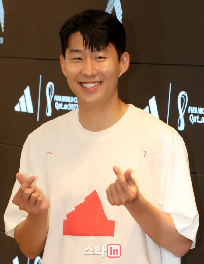 손흥민, 월클의 여유로운 미소                                                                                                                                                                      