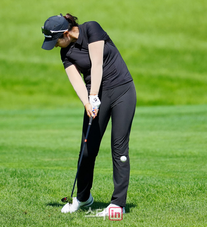 조윤정 '임팩트는 정확하다'                                                                                                                                                              