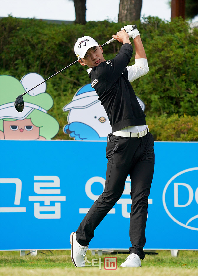  윤상필 '호쾌한 드라이버샷'                                                                                                                                                             