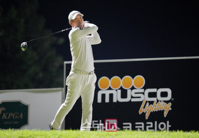 염기석 '실수없이 마무리하자'                                                                                                                                                            