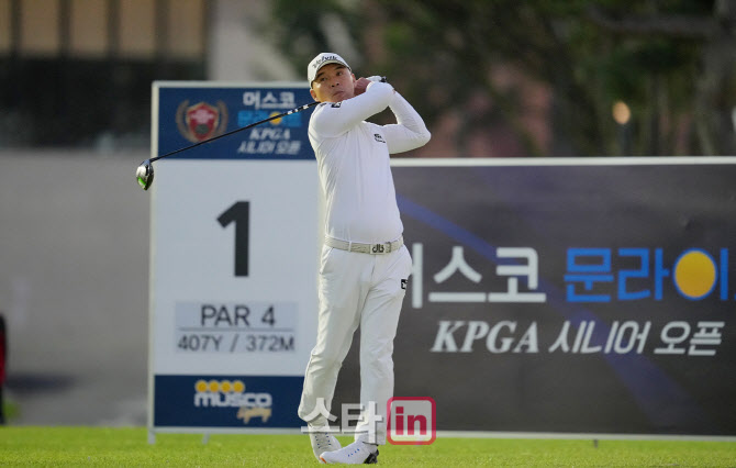 염기석 '역적 우승을 향하여'                                                                                                                                                             