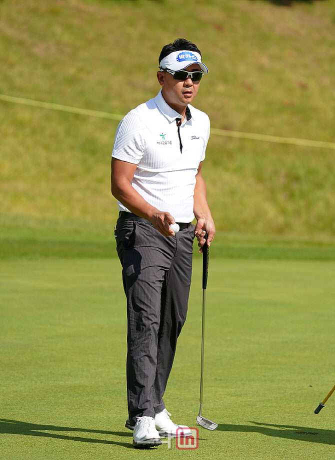  박상현의 버디 인사                                                                                                                                                                               