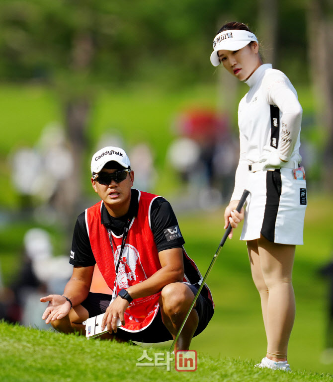 황정미,박주성 '공략 지점을 생각한다'                                                                                                                                                    