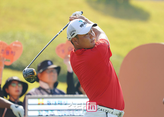  함정우 '이것이 디팬딩 챔프의 샷이다'                                                                                                                                                   