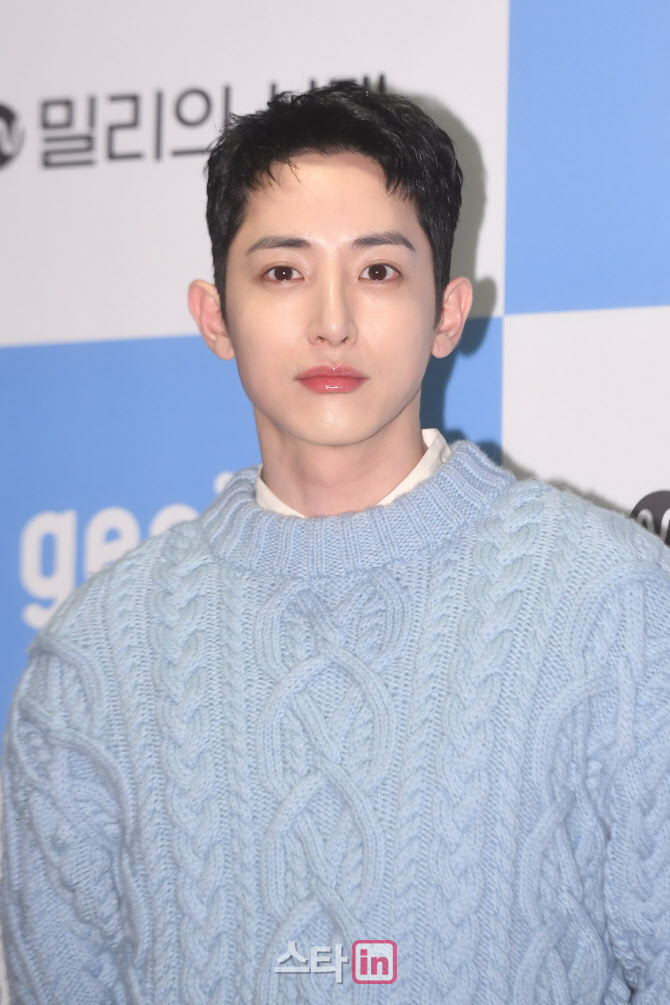 이수혁, 완벽한 외모                                                                                                                                                                               