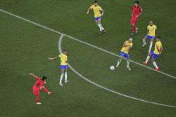 백승호, 환상적 중거리슛...한국 브라질에 후반전 1-4 추격