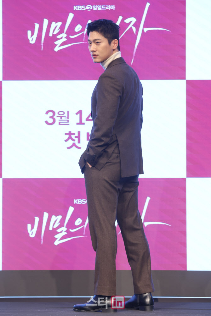 이은형, 강렬한 뒤태                                                                                                                                                                               