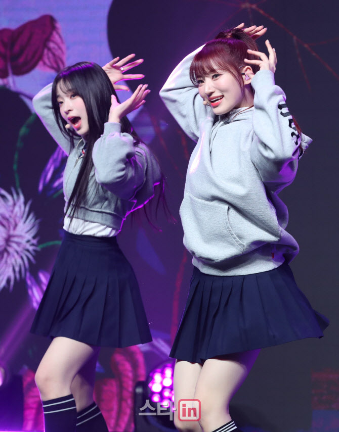 시윤-하루나, '무대가 체질이에요'                                                                                                                                                        