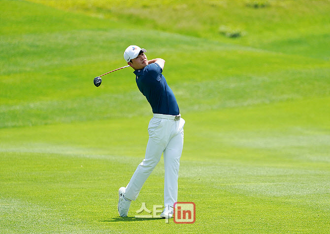  이재경 '투온 공략'                                                                                                                                                                     