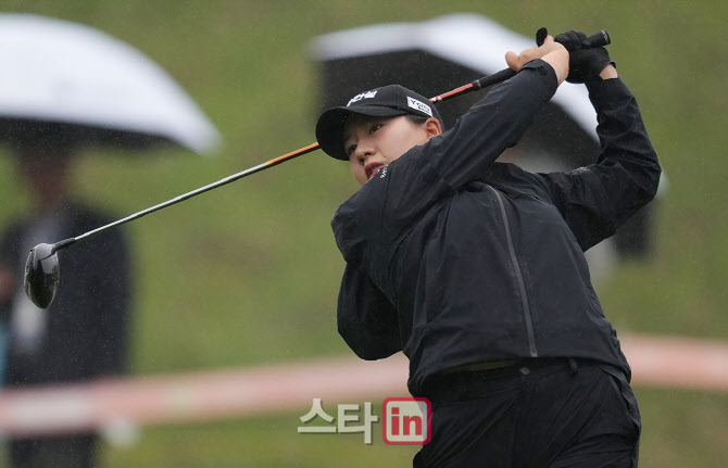 홍지원 '파워샷으로 추격하자'                                                                                                                                                            