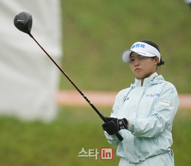 고지원 '차분하고 정확한 조준'                                                                                                                                                           