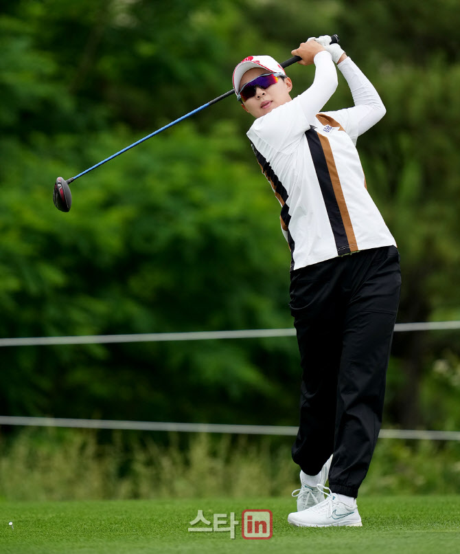 김효주 '우승위해 올라가자'                                                                                                                                                              