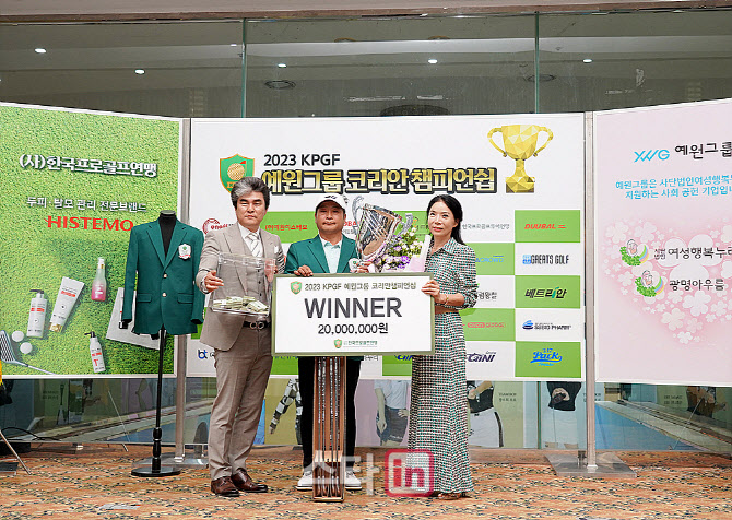  우승 차지한 문지욱                                                                                                                                                                               