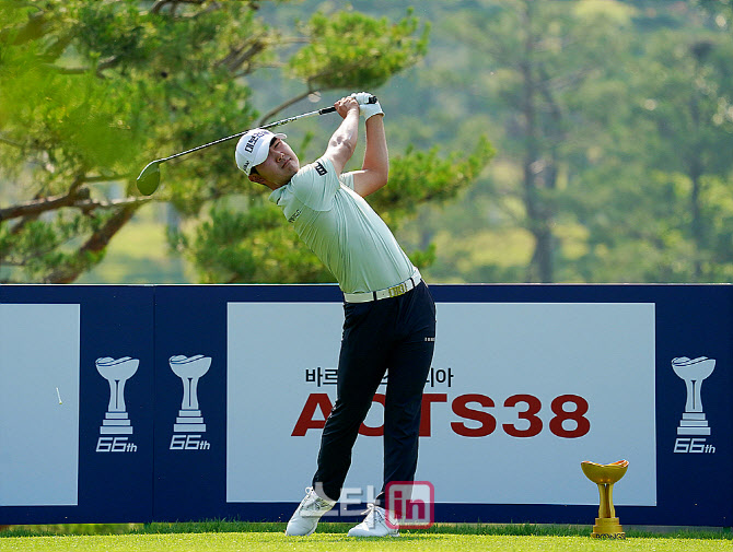  고군택 '타수를 줄여야한다'                                                                                                                                                             