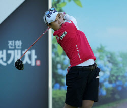 [포토]지한솔 '강력하게 올라간다'                                                                                                                                                              