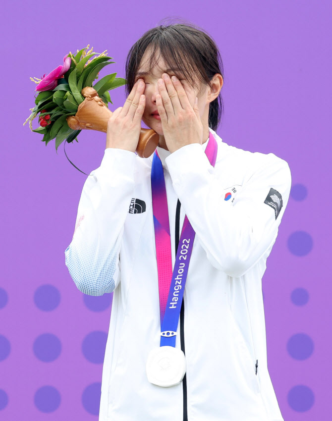  은메달 획득한 김선우                                                                                                                                                                             