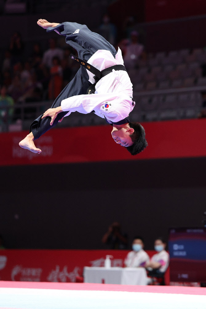항저우 첫 금 나는 강완진                                                                                                                                                                                