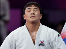 유도 남자 81kg급 이준환, 은메달 획득...여자 김지정·박은송 銅(아시안게임)