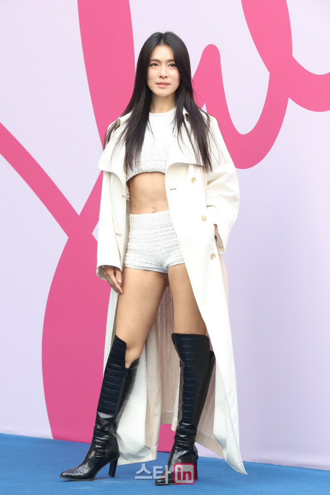 가희, 여전사 느낌으로~                                                                                                                                                                            