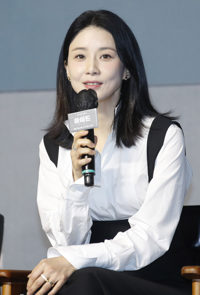 이보영, 우아함 뚝뚝                                                                                                                                                                                     