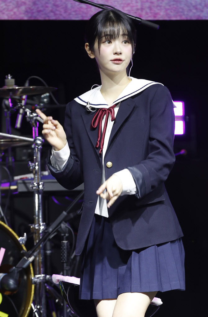 쵸단, 춤추는 바비 인형                                                                                                                                                                                  