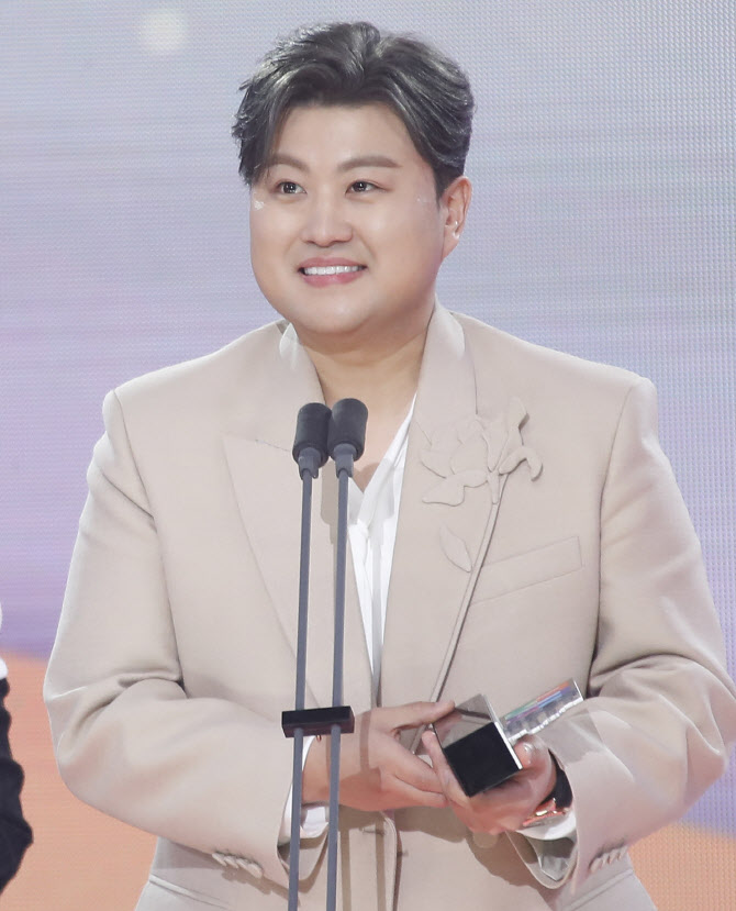김호중, 아리스 여러분 감사합니다                                                                                                                                                                        