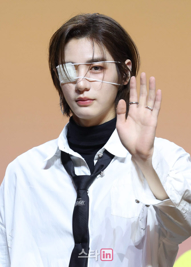 이한, '걱정마 괜찮아'                                                                                                                                                                   