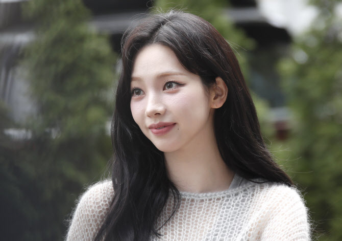 카리나, 너무 예쁜 광야 대스타                                                                                                                                                                           